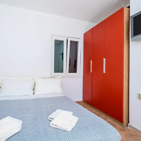4 Bedroom Stunning In בית נופש