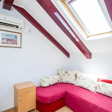 Holiday home Beautiful In With Kitchen *